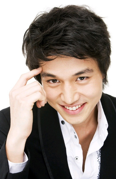 Lee Dong-Wook (이동욱)