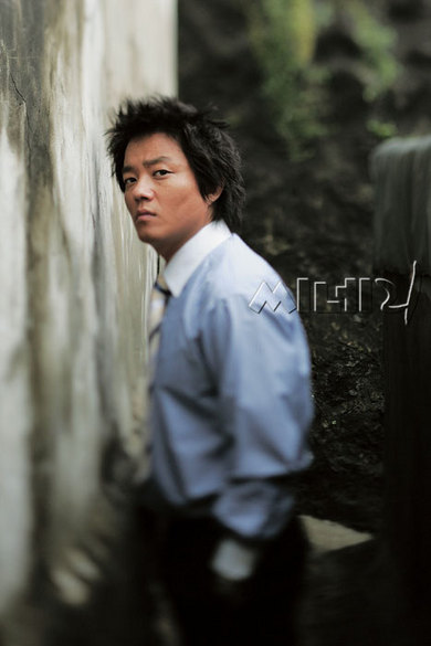 Lee Bum-soo (이범수)