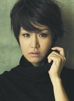 Shin Eun-Kyoung (신은경)
