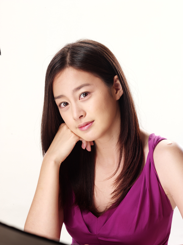 Kim Tae-Hee (김태희)