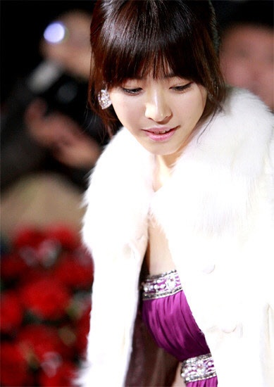 Lee Yeon-Hee (이연희) 