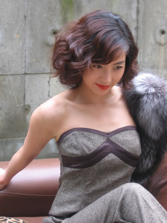 Song Yun-A (송윤아)