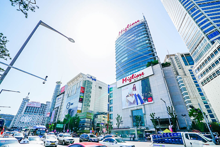 Photo: Dongdaemun Fashion Town