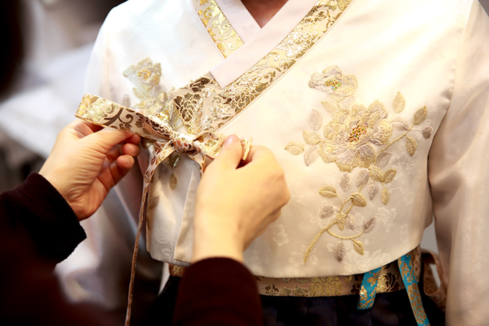 Traditional Korean Clothes : VisitKorea