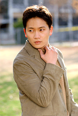 Ji Sung 