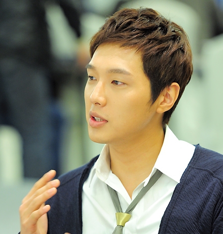 Ji Hyun-Woo (지현우)