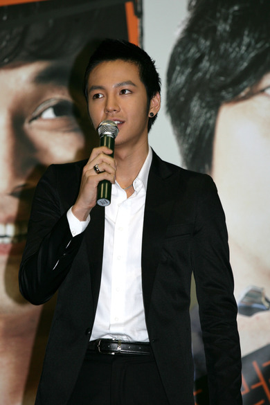 Jang Keun-Suk (장근석)