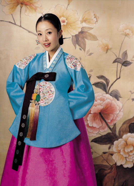 Yoon Son-Ha (윤손하)