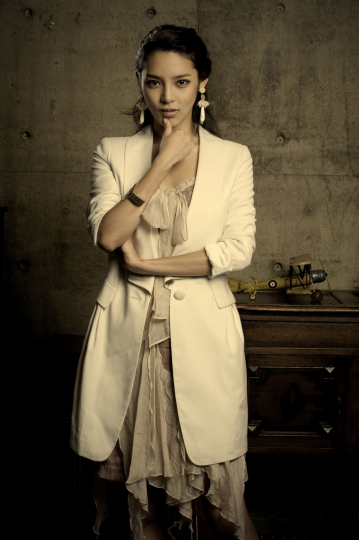 Park Shi-Yun (Bak Si-Yeon 박시연)