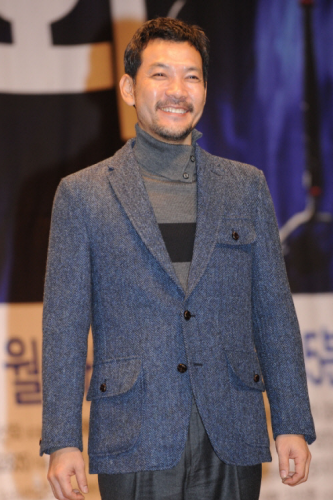 Jeong Jin-Yeong (정진영)