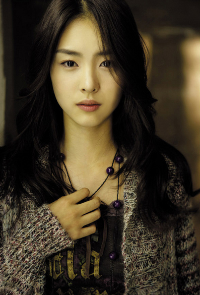 Lee Yeon-Hee (이연희) 
