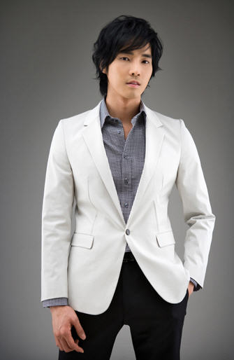 Kang Ji-Sub (강지섭) 