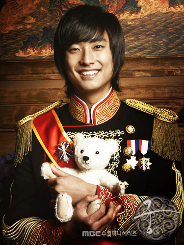 Ju Ji-Hoon (주지훈)