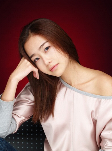 Hong Soo-Hyun (홍수현)