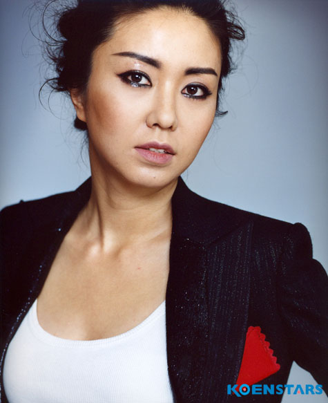 Jo Mi-Ryung (조미령)