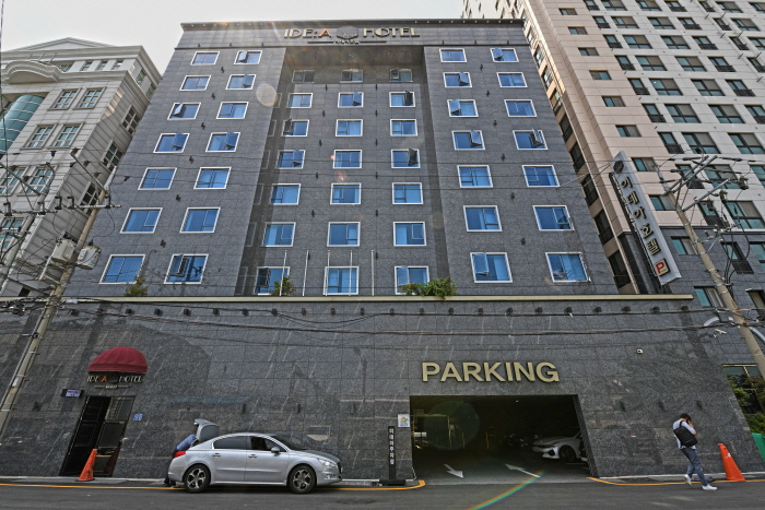 Le Idea Hotel, the base camp of a Busan city tour with friends