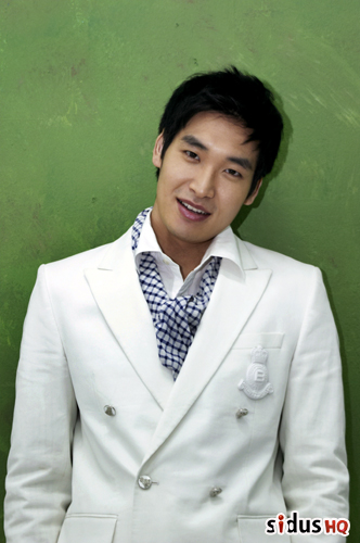 Jung Gyu-woon (정겨운)