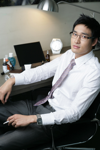 Jung Gyu-woon (정겨운)