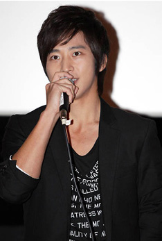 Lee Wan (이완)