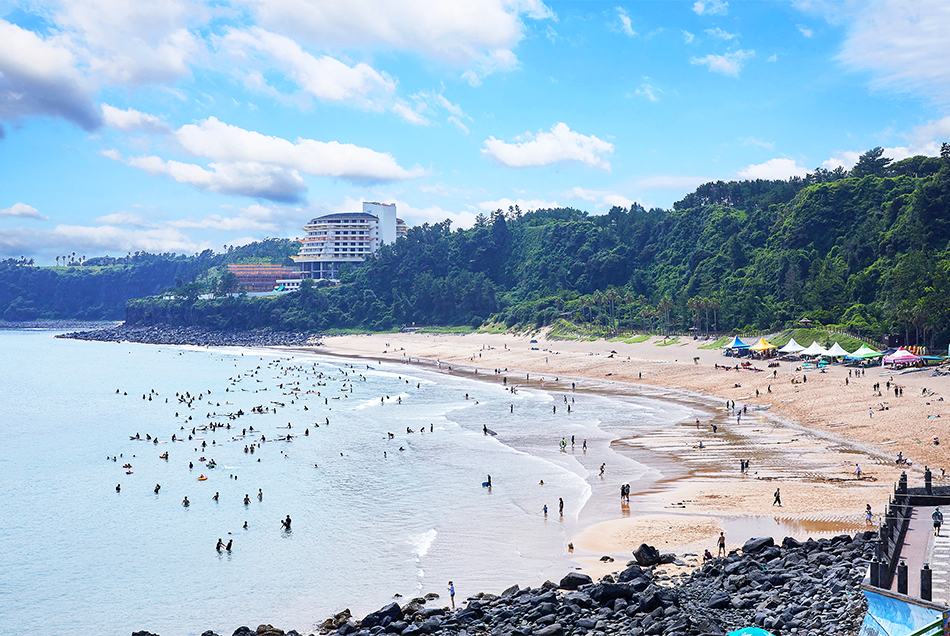 Jungmun Saekdal Beach (bottom credit: Jeju Tourism Organization)