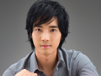 Kang Ji-Sub (강지섭) 