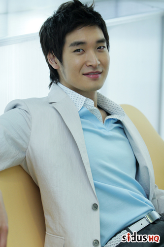 Jung Gyu-woon (정겨운)