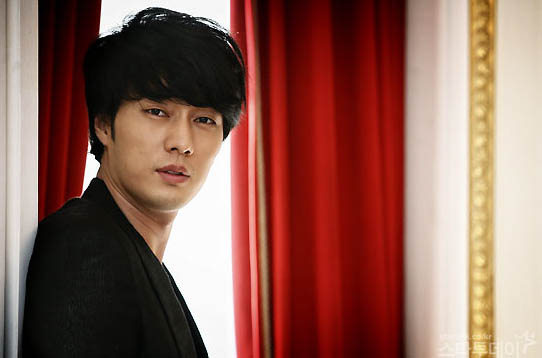 So Ji-Sub (소지섭)