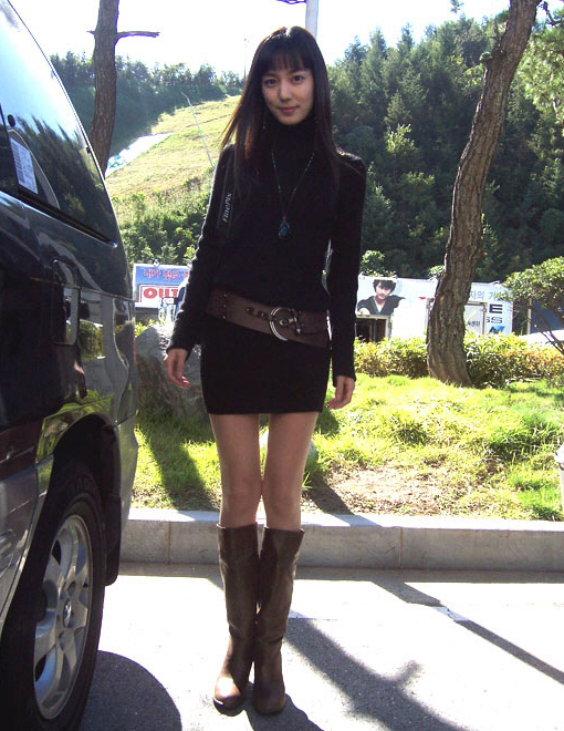 Lee So-Yeon (이소연)