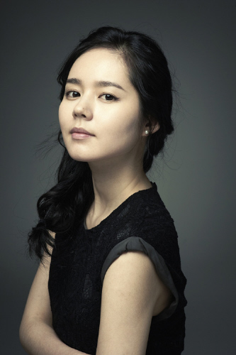 Han Ga-in (한가인)