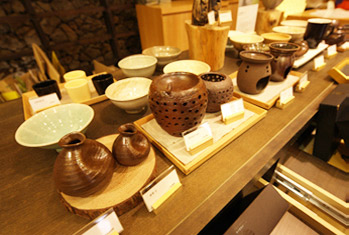 茶博物館中展出的各種茶具