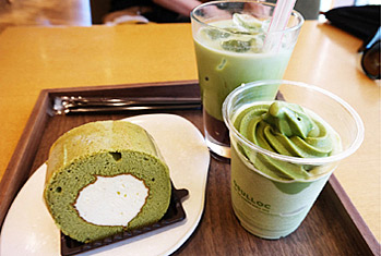 咖啡廳販售的各種綠茶口味甜點