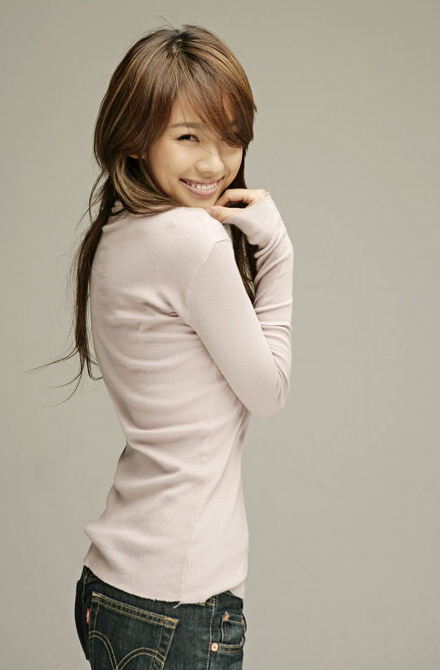 Lee Hyo-Lee (이효리)