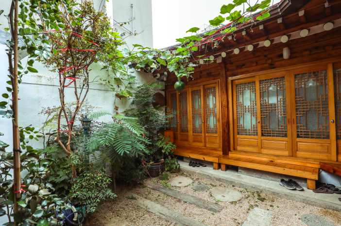Seochon Guesthouse, where Korean culture lays