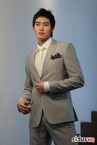 Jung Gyu-woon (정겨운)