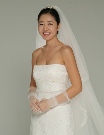 Hong Ri-Na (홍리나)