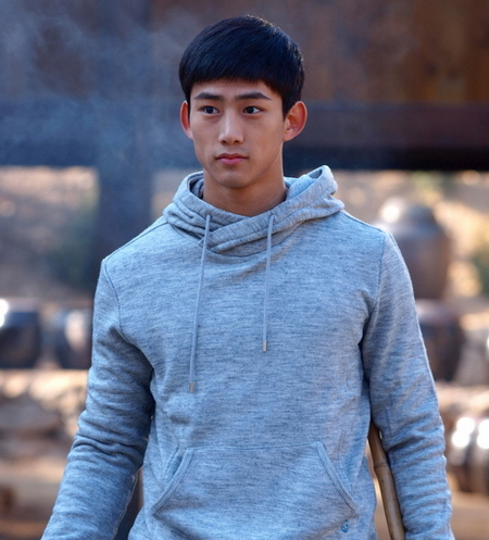 Teak Yeon (Ok Teak Yeon, 택연)
