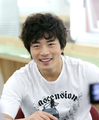 Kwon Sang-Woo (권상우)