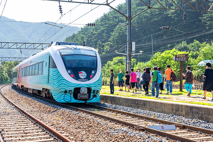 観光列車 : 韓国観光公社公式サイト