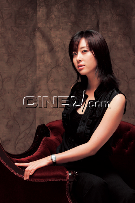 Song Yun-A (송윤아)