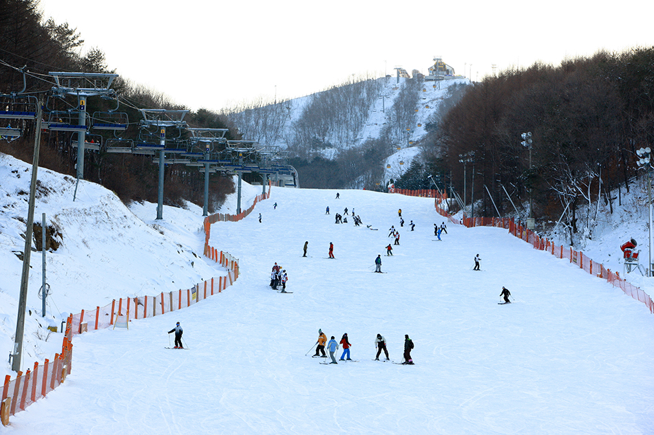 凤凰平昌滑雪场 