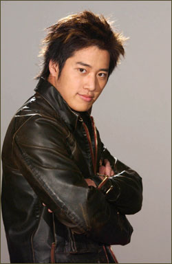 Lee Wan (이완)
