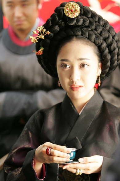 Kim Min-Jung (김민정)