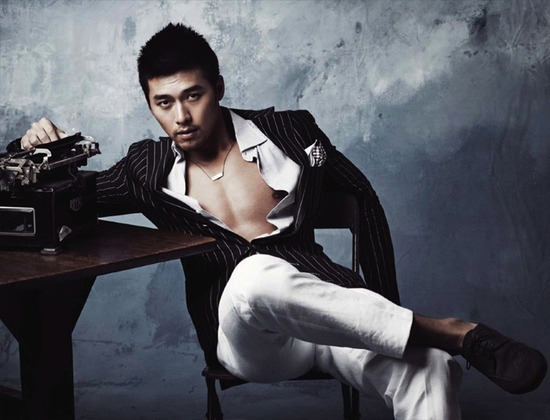 Hyun Bin (현빈)
