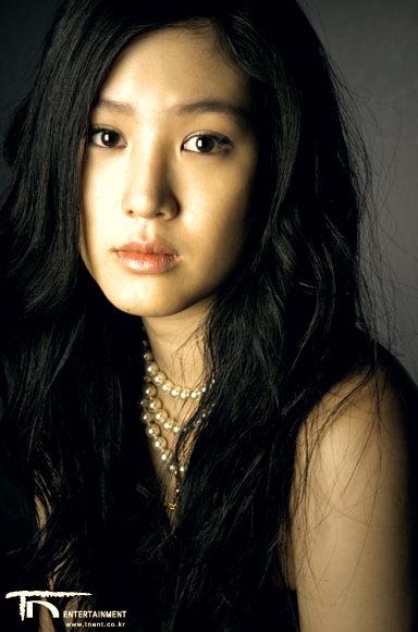 Jeong Ryeo-won (정려원)