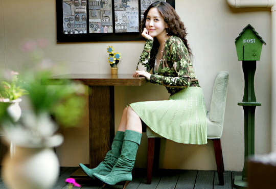 Kim Jung-Eun (김정은)