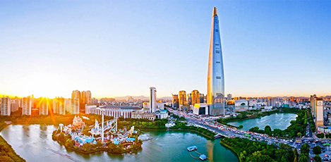 Get a Heavenly View from Lotte World Tower’s Seoul Sky