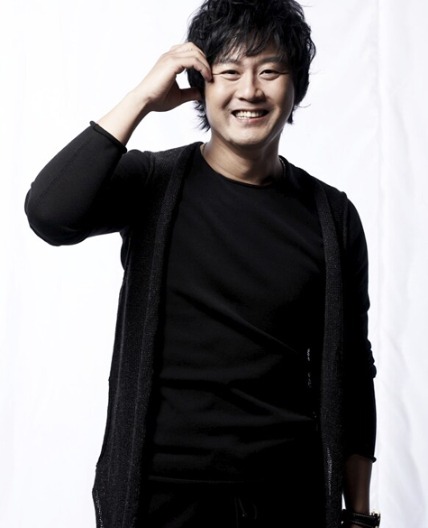 Kong Hyung-Jin (공형진) 