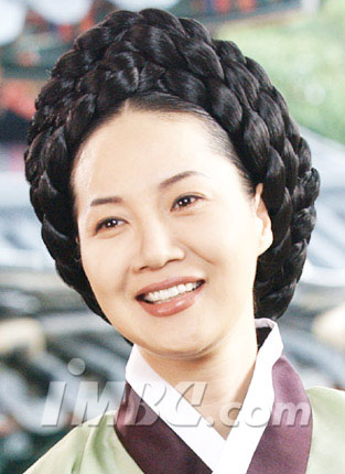 Yang Mi-Gyeong (양미경)