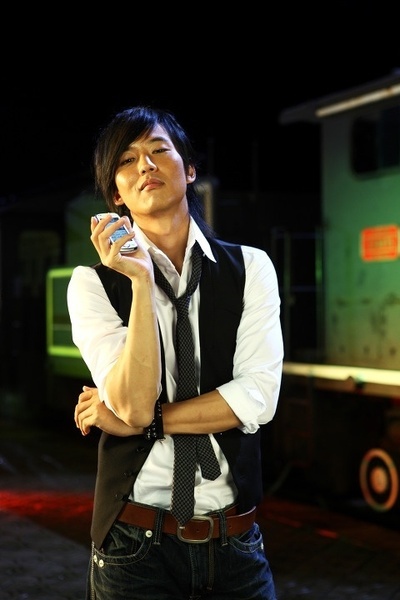 Kim Nam-gil (김남길)