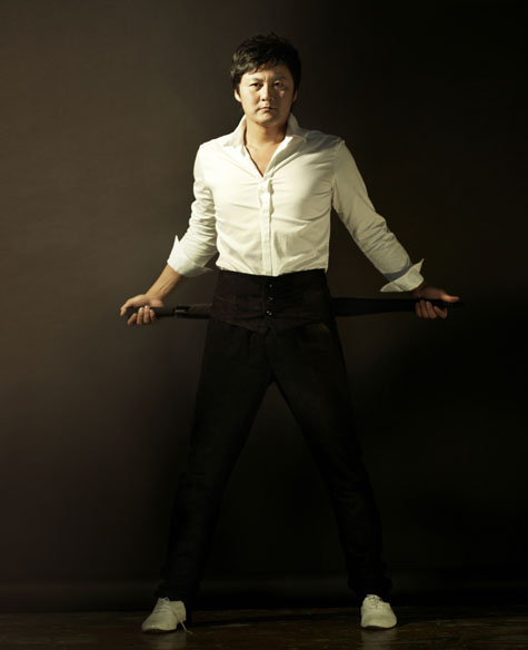 Kong Hyung-Jin (공형진) 